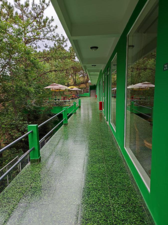 Rung Hoa Hotel Dalat Bagian luar foto