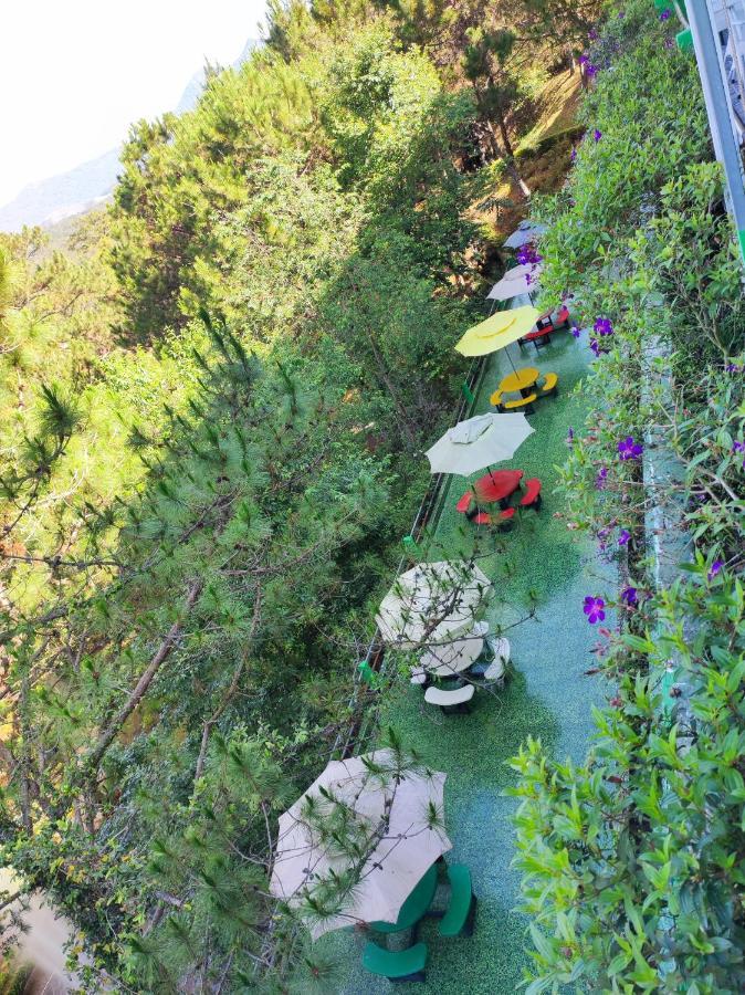 Rung Hoa Hotel Dalat Bagian luar foto