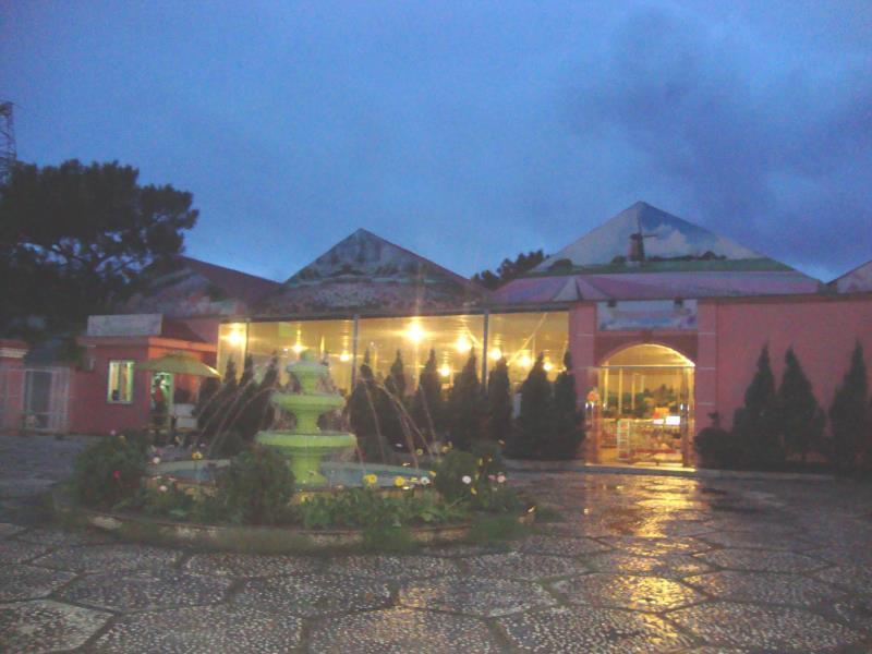Rung Hoa Hotel Dalat Bagian luar foto