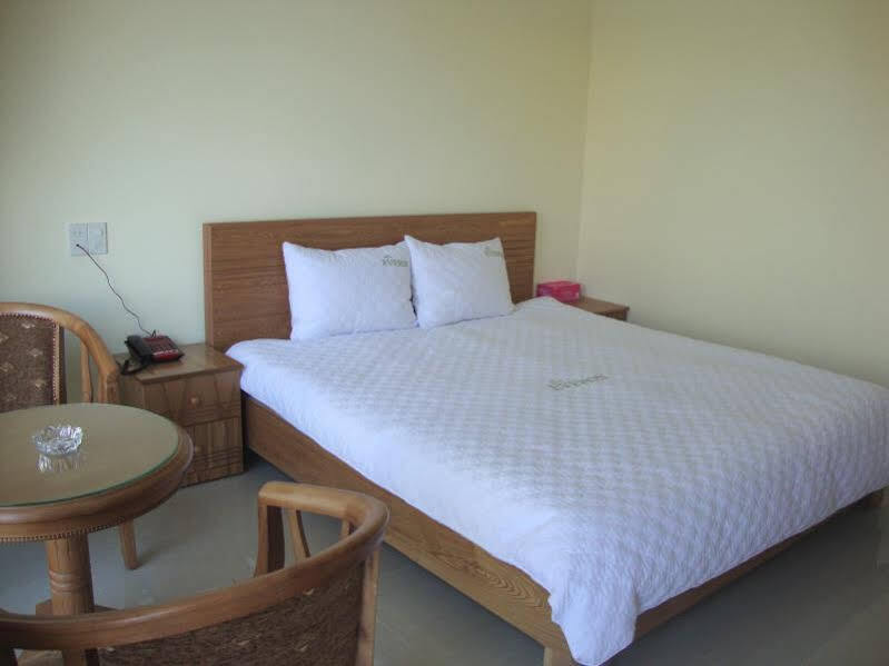 Rung Hoa Hotel Dalat Bagian luar foto